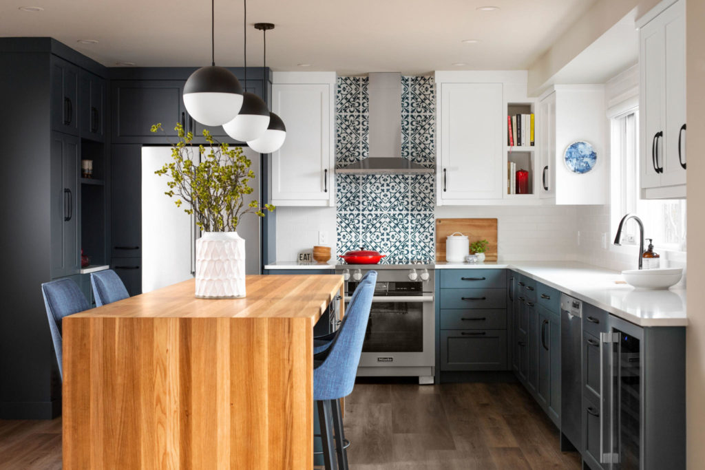 Wood-Caribou-white-oak-kitchen-island