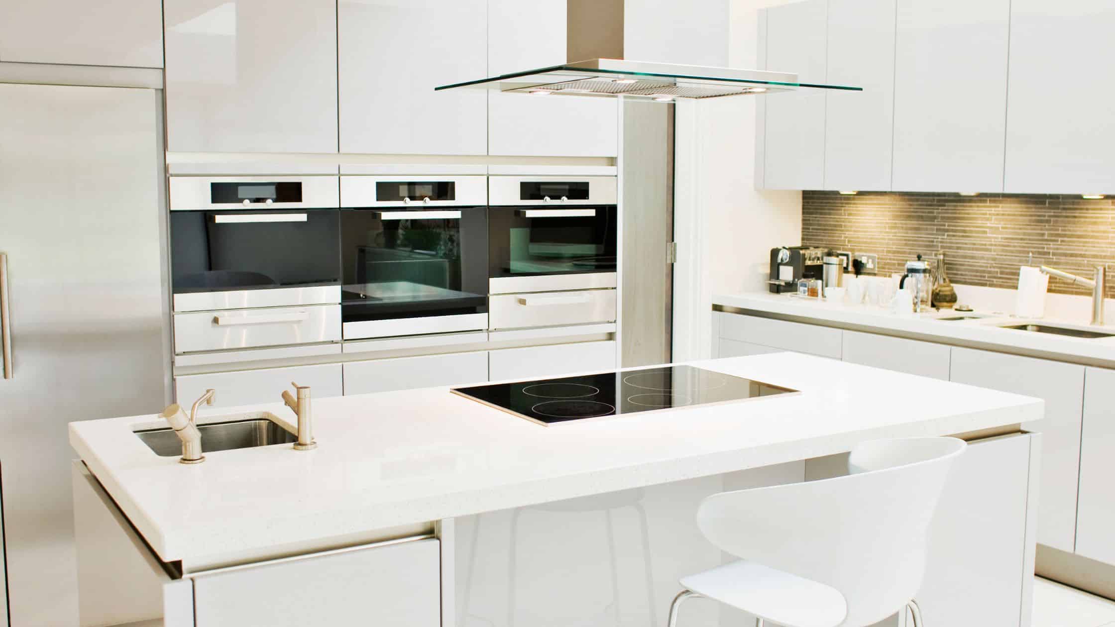 Quartz company Quartz company