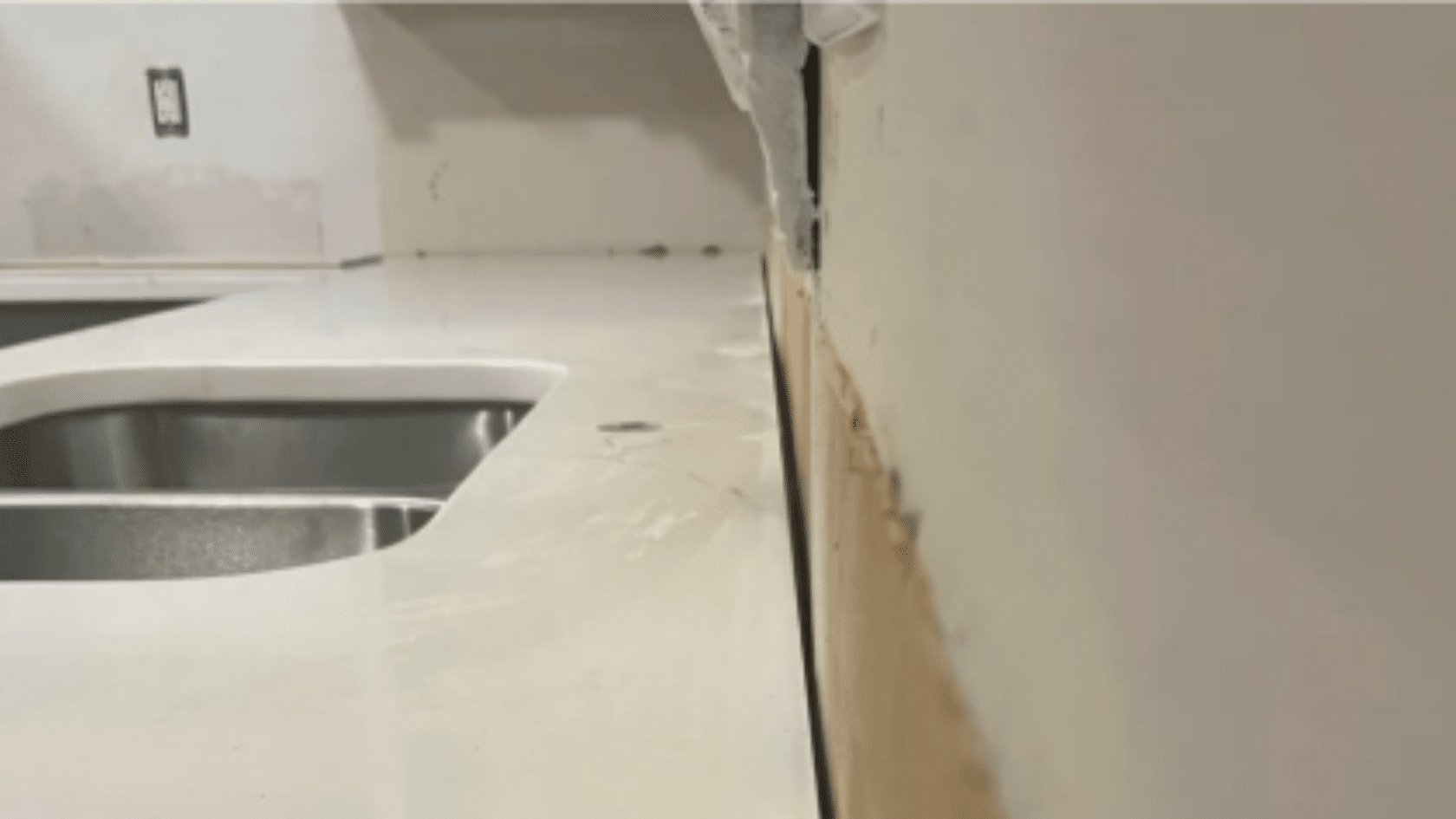 countertop installation gaps